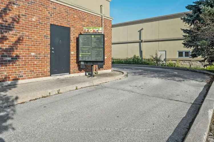 Commercial For Sale in Barrie, Ontario