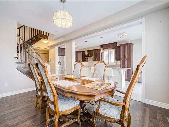 4 Bedroom 3 Washroom Executive Home Near Ancaster