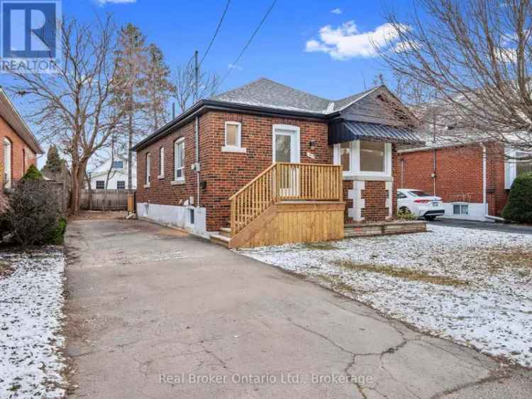 Newly Renovated Bungalow in Rosedale with In-Law Suite