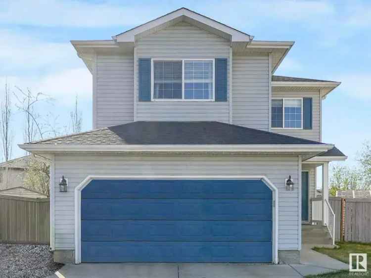3 Bed 3.5 Bath Family Home in Silver Berry