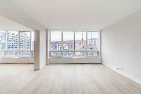 1 room apartment of 64 m² in Montreal