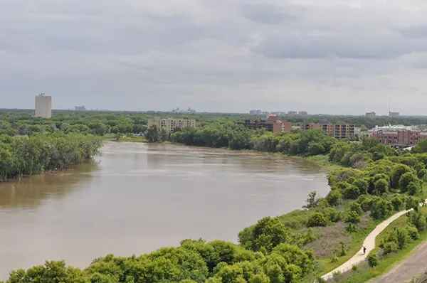 Rent Apartment in Winnipeg with Stunning River Views and Modern Amenities