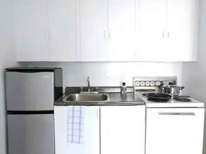 Rent 1 Bedroom Apartment in Montreal with Great Amenities