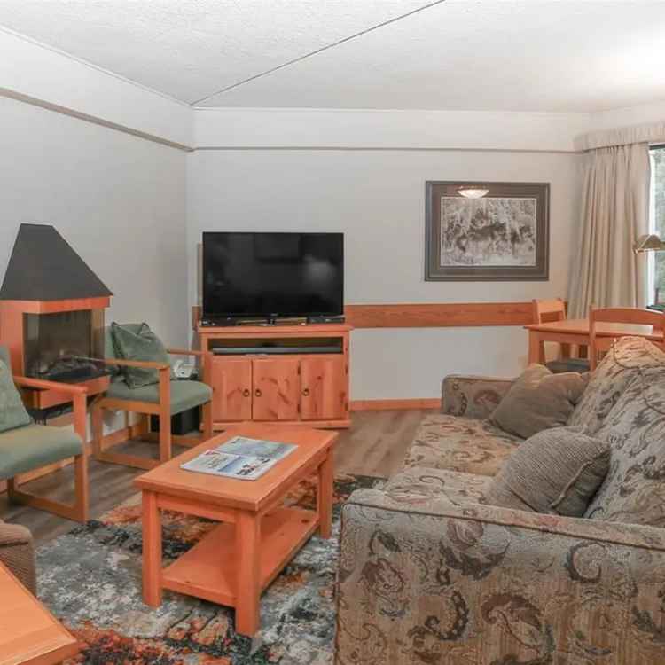 Whistler Townhouse for Sale - Sleeps Eight, Ski-in/Ski-out Access