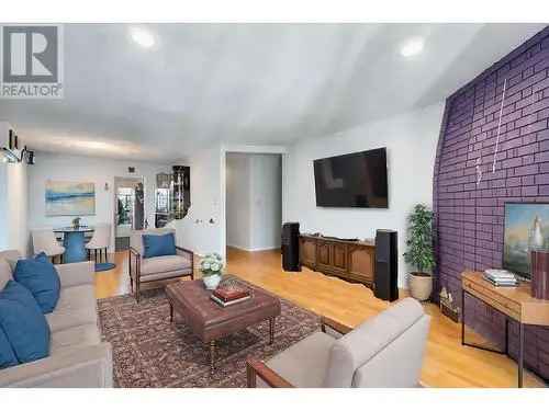 Vancouver Special House 6 Beds 2 Kitchens Great Rental Income RT 5 Zoning