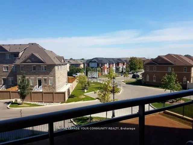 Richmond Hill Modern Condo: Open Concept, In-Suite Laundry, Balcony, Secure Parking