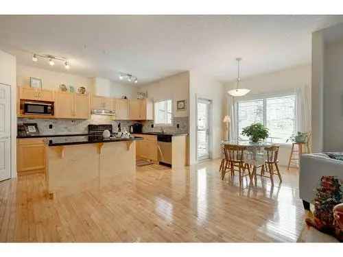 Semi Detached Villa in Tuscany Calgary