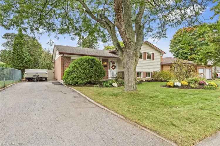 House For Sale in Kingston, Ontario