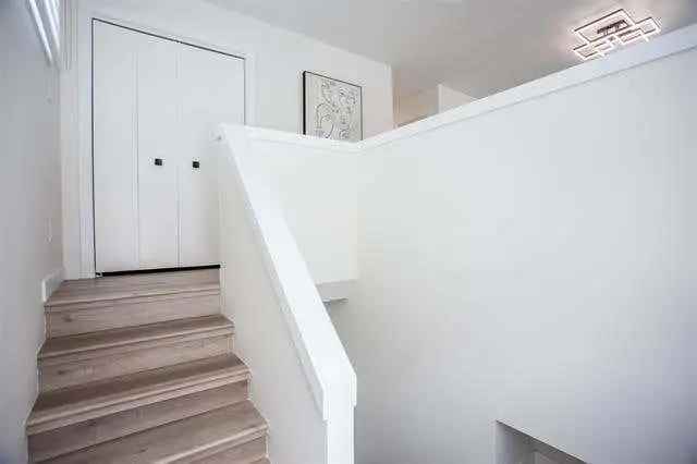 RE/MAX EXECUTIVES REALTY