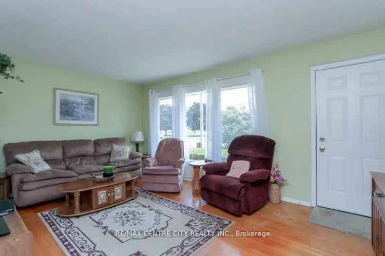 House For Sale in St. Thomas, Ontario