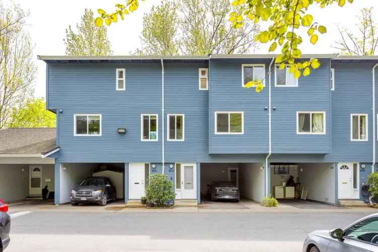 Forest Hills Townhome 3 BR 1236 sq ft