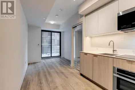 140m² Bachelor Suite in Toronto - Modern & Convenient