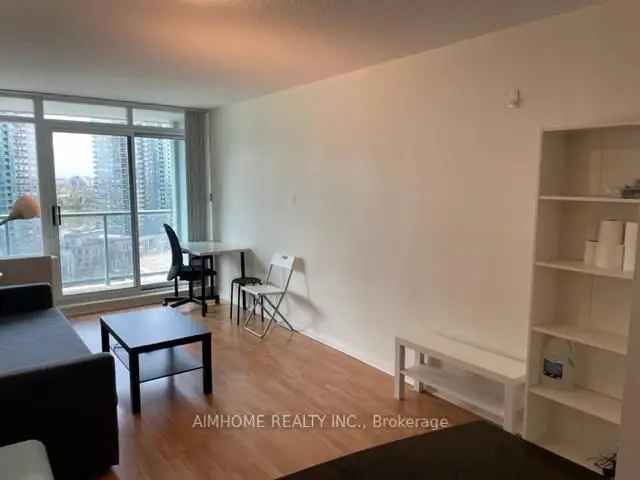 Rent 1 Bedroom Apartment in North York with Balcony and Great Amenities