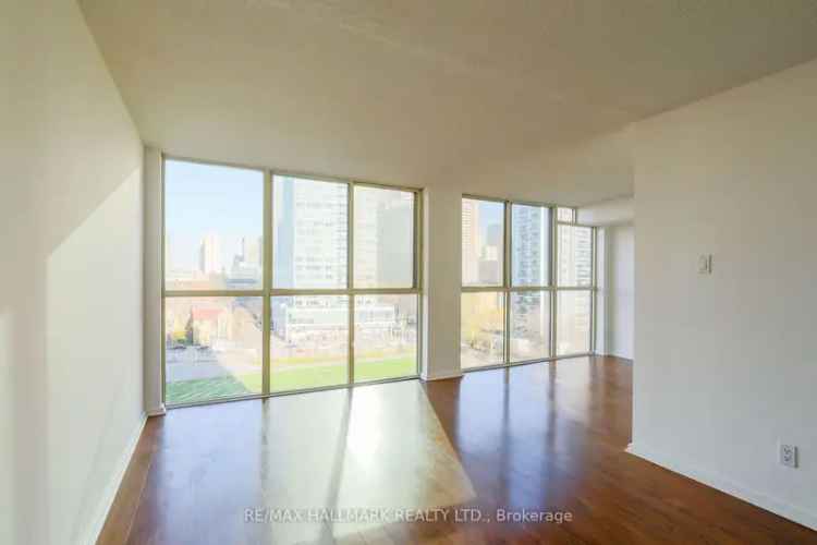 Condo For Sale in Toronto, Ontario