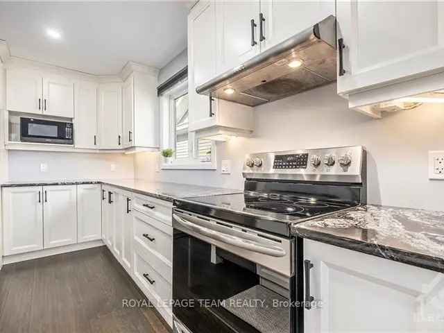 4 Bedroom 2 Bath Bungalow in Winchester - Modern Kitchen Granite Countertops