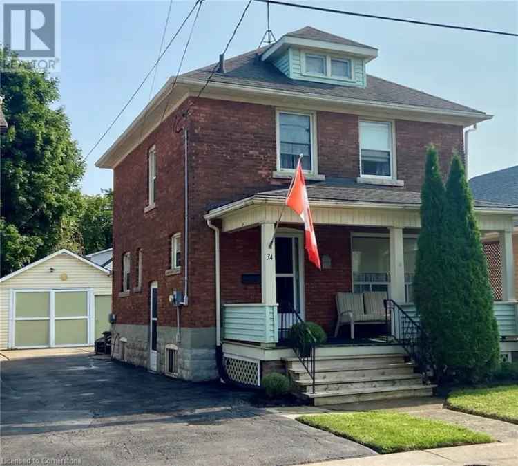 2 Storey Brick Home 3 Bedrooms Detached Garage