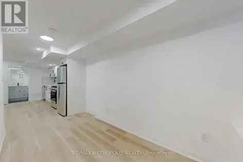 1 room apartment of 99 m² in Toronto