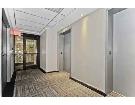 Renovated 2 Bed Condo Near Parliament May 2025 Occupancy