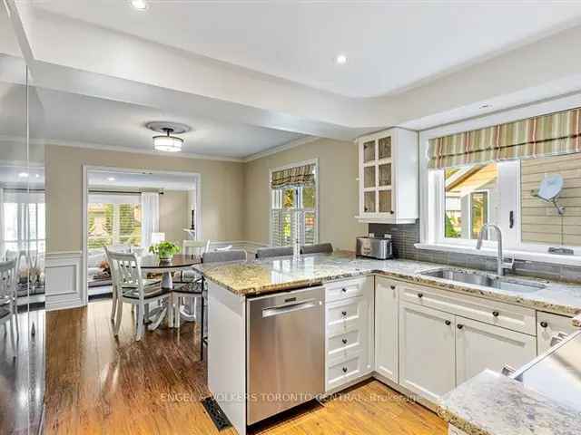 Owen Sound Family Home 4 Beds 4 Baths Updated Kitchen