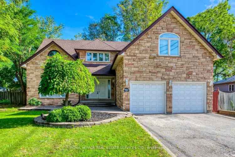 House For Sale in Mississauga, Ontario