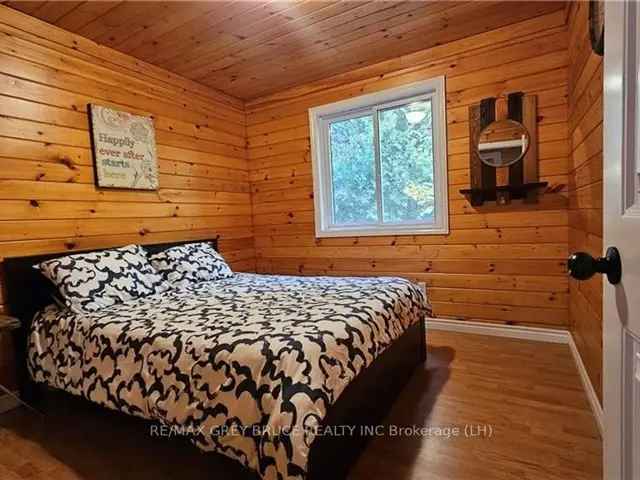 House For Sale in Municipality of Northern Bruce Peninsula, Ontario