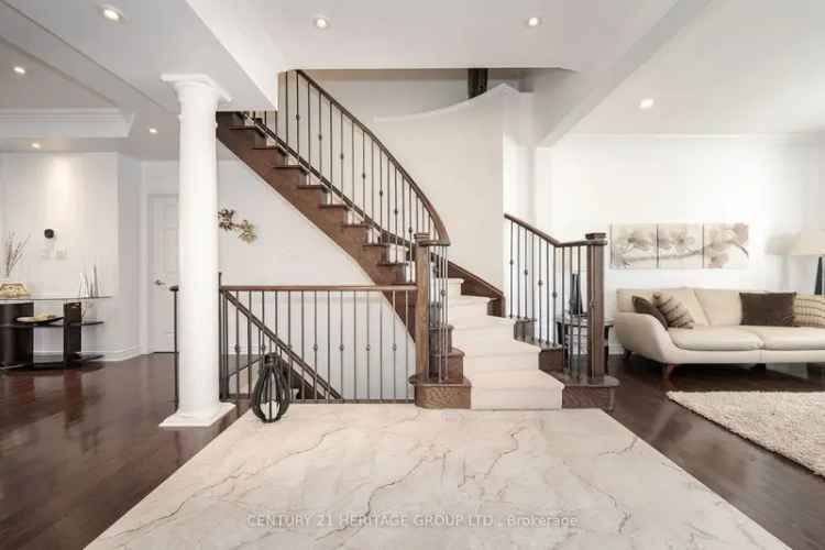 House For Sale in Markham, Ontario