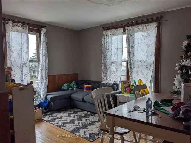 Aylmer Duplex Investment Opportunity