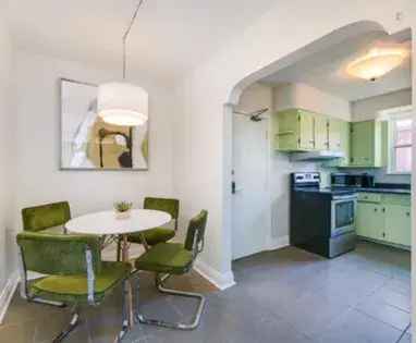 Student Room 96m² Toronto Near George Brown College