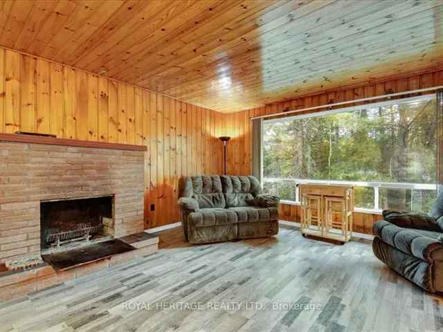 House For Sale in Addington Highlands, Ontario