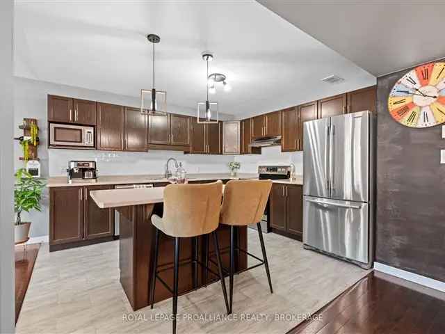 Cozy 2-Storey Home in Greenwood Park Near CFB Kingston