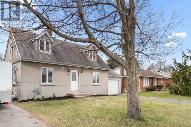 Langton 1.5 Story Home - Freshly Renovated