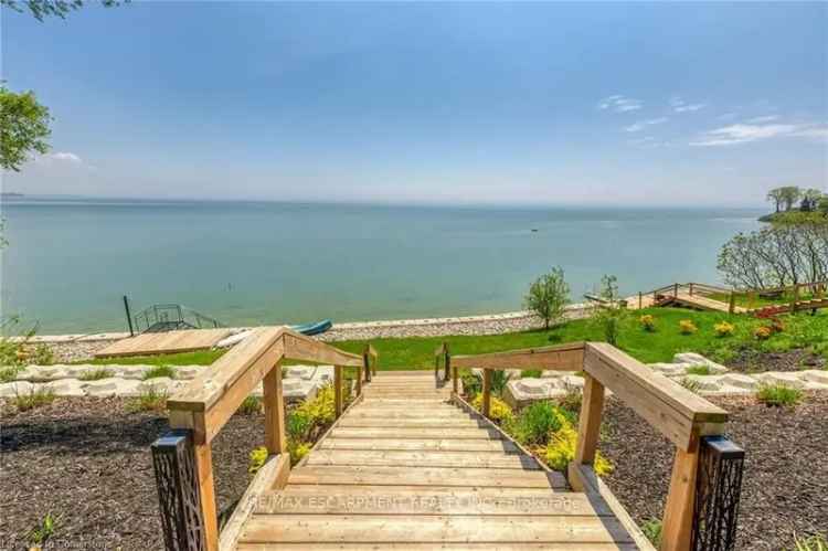 Lake Erie Waterfront Bungalow - 100ft of Shoreline - Totally Renovated