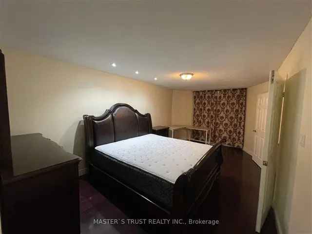 Master Bedroom Private Bathroom All Inclusive Single Female