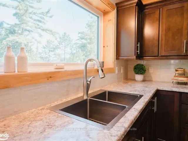 House For Sale in Temagami, Ontario