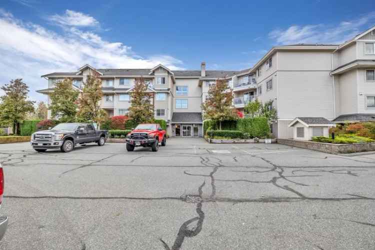 A $599,900.00 Apartment/Condo with 2 bedrooms in Clayton, Cloverdale