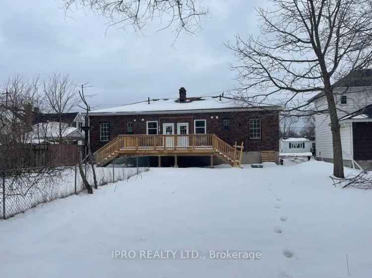 House For Sale in Quinte West, Ontario