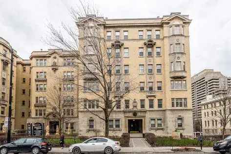 1 room apartment of 72 m² in Montreal