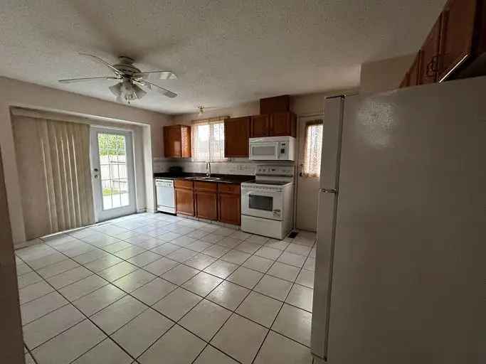 2019 41 Street House Edmonton 4 Bed 25 Bath Family Home
