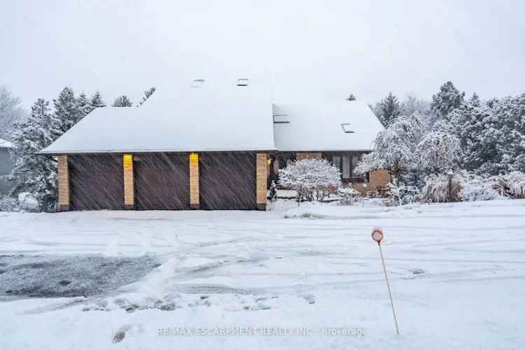 House For Sale in 1962, Snake Road, Burlington, Ontario