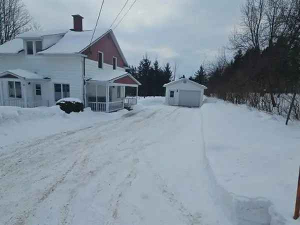 1.5 Storey 4-Bedroom House with Garage Near Schools