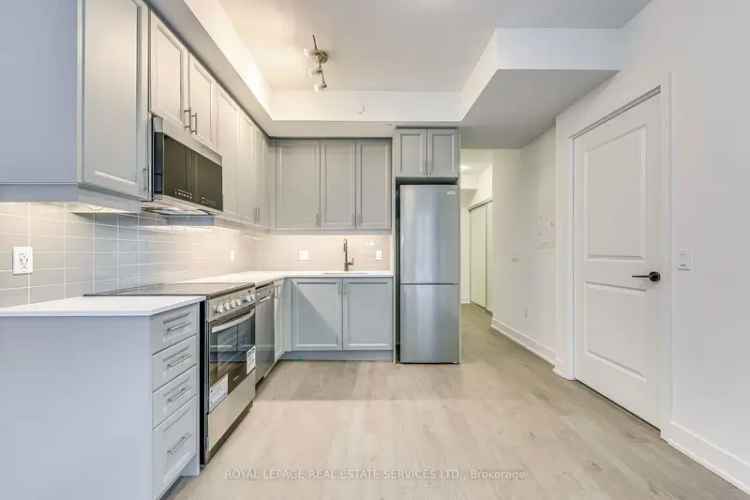 Brand New 1-Bedroom Condo with Den 2 Baths West Oak Trails