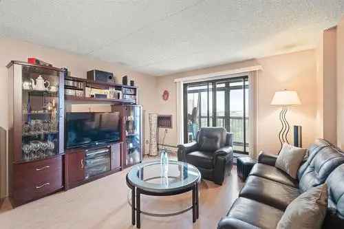 Condo For Sale In Broadway-Assiniboine, Winnipeg, Manitoba