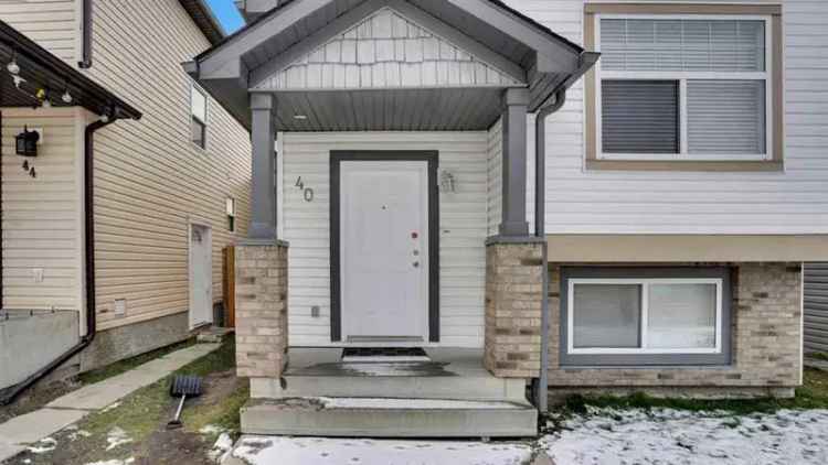 House For Rent in Calgary, Alberta