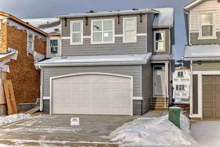 5 Bed 3.5 Bath Detached Home with Legal Basement Suite