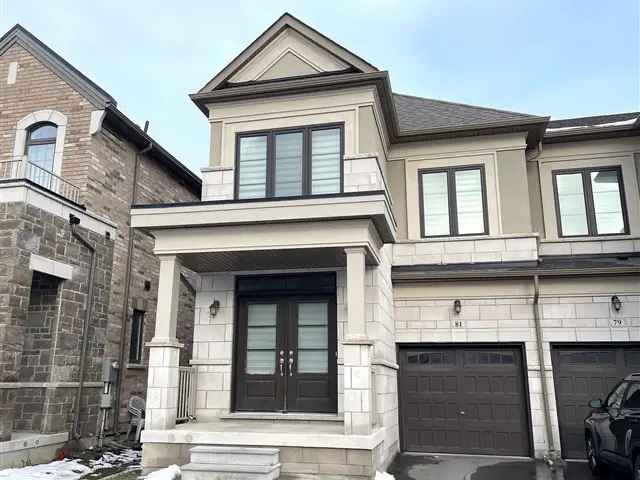 Richmond Hill Townhome: Spacious End Unit Near 404