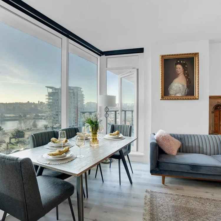 Luxurious 2-Bedroom Condo with Stunning Views and Amenities