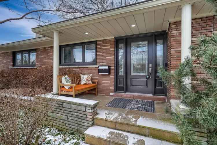 Fully Renovated Ranch Bungalow Near Green Acres Park