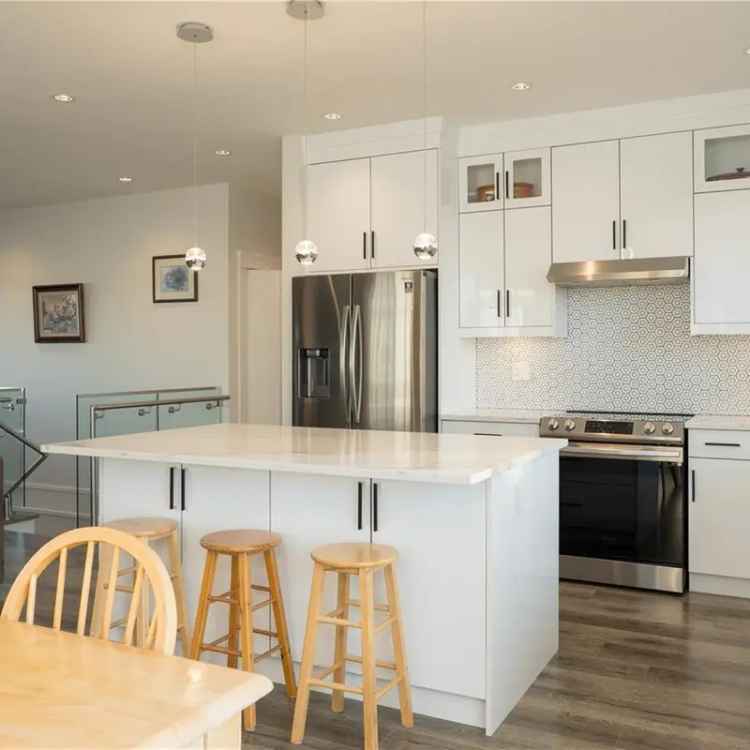 Hawthorne Home for Sale Near VIU - Modern Kitchen & Legal Suite