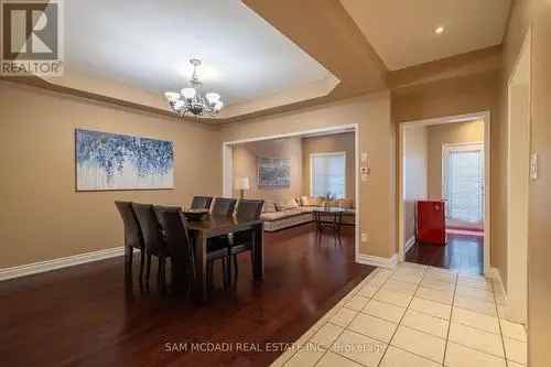 House For Sale In Hurontario, Mississauga, Ontario