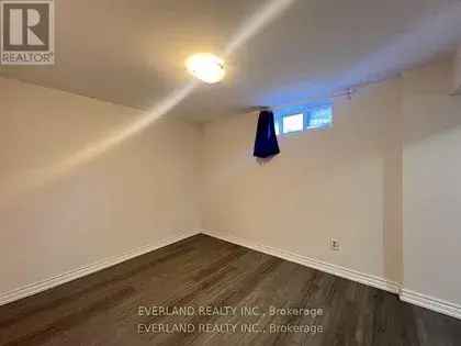 2 rooms apartment of 263 m² in Toronto